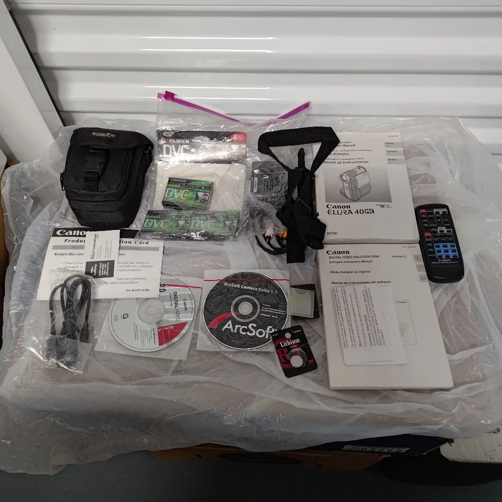 Canon Elura 40 MC Mini DV Video Camcorder + Extra Tested Working